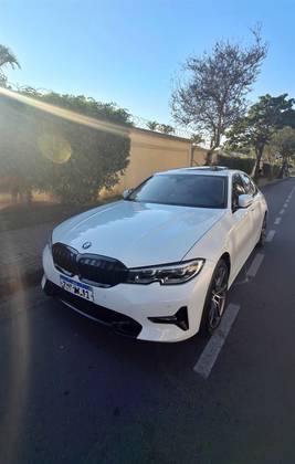 BMW 320i 2.0 16V TURBO GASOLINA SPORT GP AUTOMÁTICO BMW 320i 2.0 16V TURBO GASOLINA SPORT GP AUTOMÁTICO